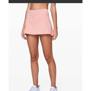 Lululemon Play Off The Pleats Skirt size 8
Peach Pink